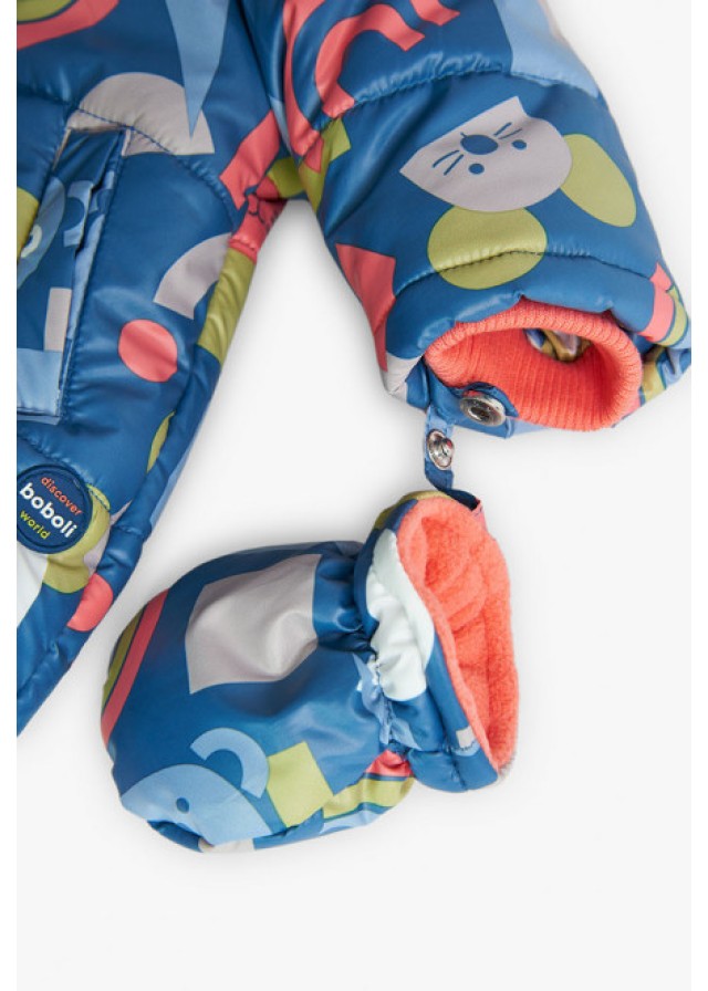 Boboli βρεφική φόρμα εξόδου unisex με πολύχρωμα σχέδια σε μπλε χρώμα  Boboli βρεφική φόρμα εξόδου unisex με πολύχρωμα σχέδια σε μπλε χρώμα