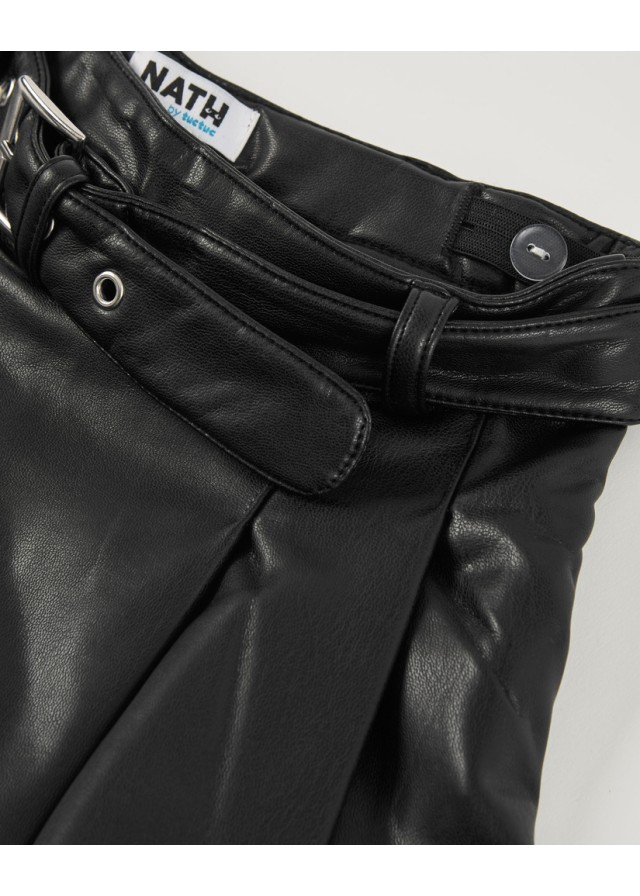 Παιδική δερματίνη πλισέ φούστα Nath με ζώνη σε μαύρο χρώμα