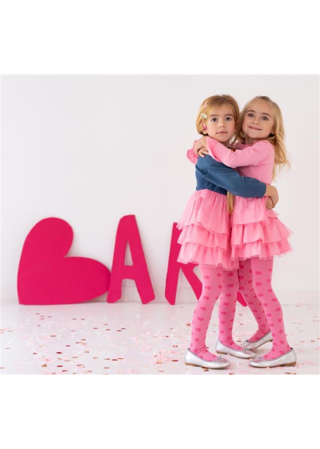 Agatha Ruiz De La Prada παιδικό φόρεμα για κορίτσι με σχέδιο λουλούδια και τούλι σε μπλε χρώμα Agatha Ruiz De La Prada παιδικό φόρεμα για κορίτσι με σχέδιο λουλούδια και τούλι σε μπλε χρώμα